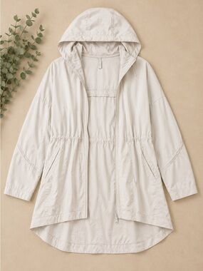 Athleta Women’s Lightweight Oversized Relaxed Hooded Rain Jacket Cream Size L
